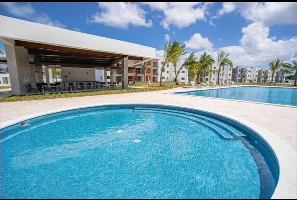 Costal With Gym And Olympic Pool Appartement *